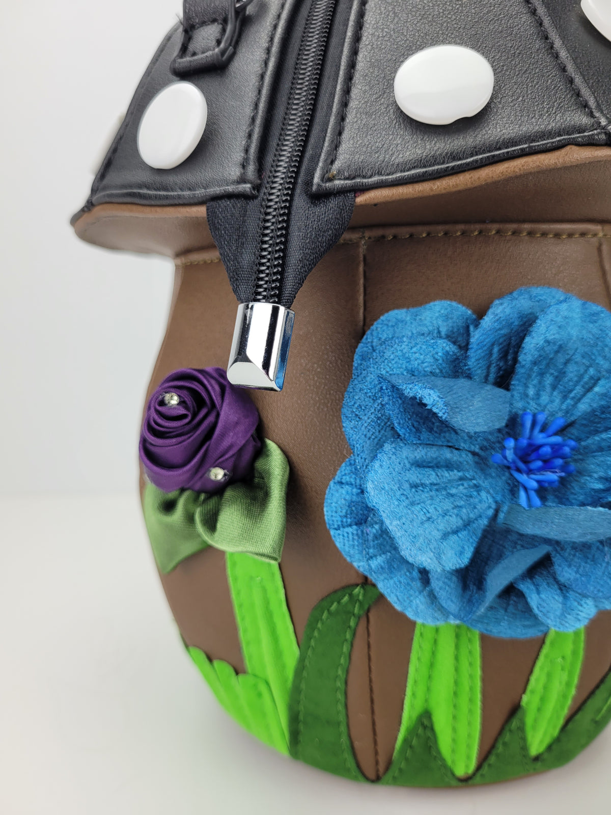 Black Mushroom handbag