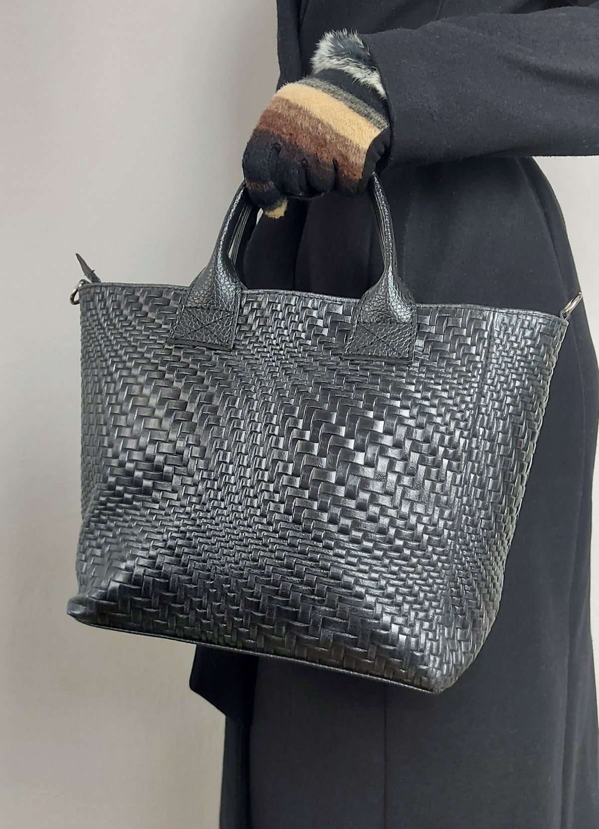 Black Leather Structured Handbag Shoulder Tote Grab Bag